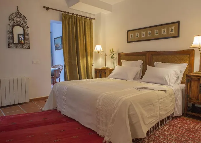 Alavera De Banos Hotell