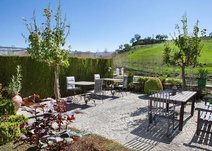 Hotell Alavera De Banos *