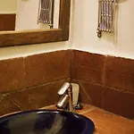 Alavera De Banos *
